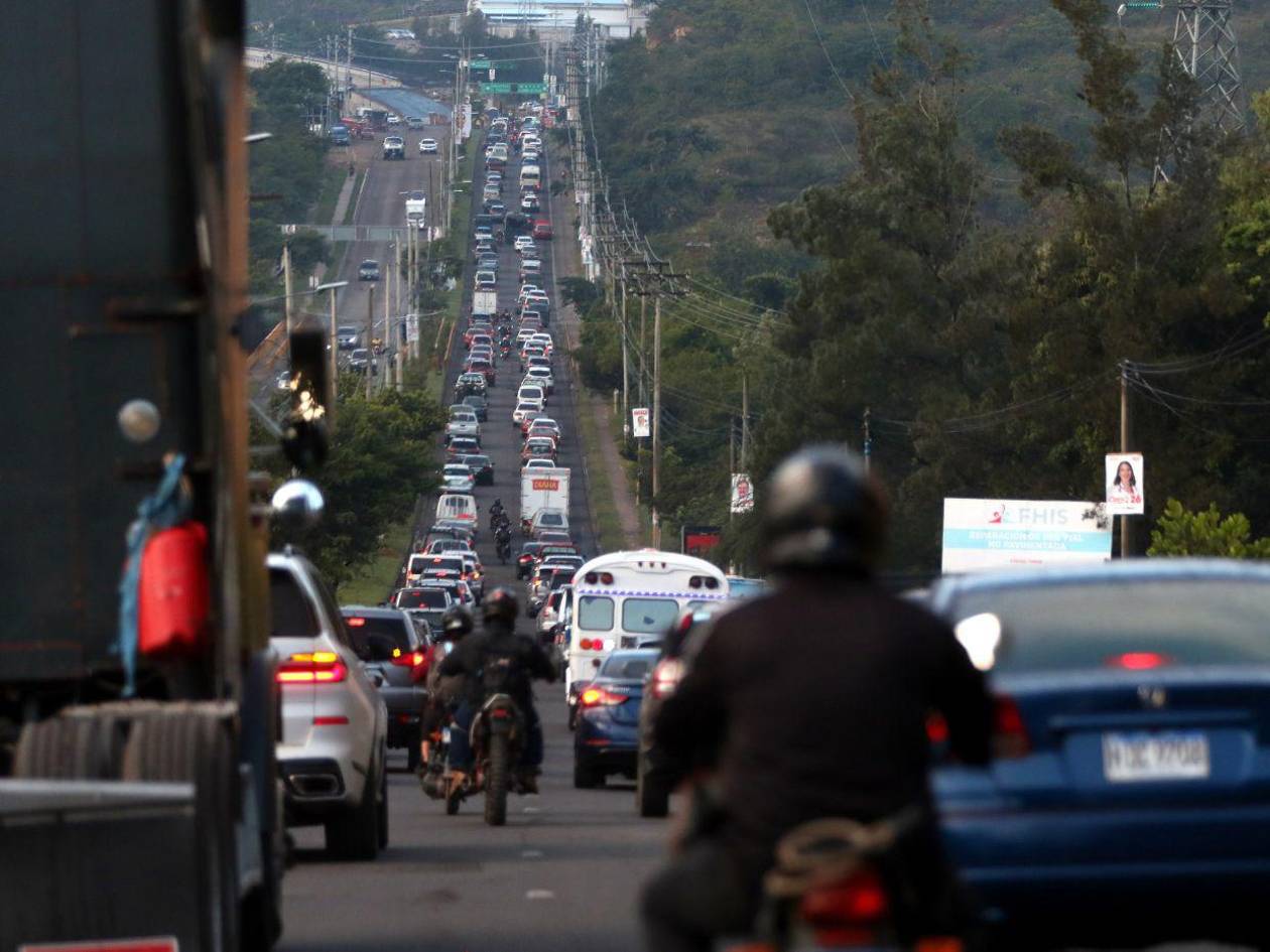 Tráfico sigue imparable en el Distrito Central pese a medidas de teletrabajo