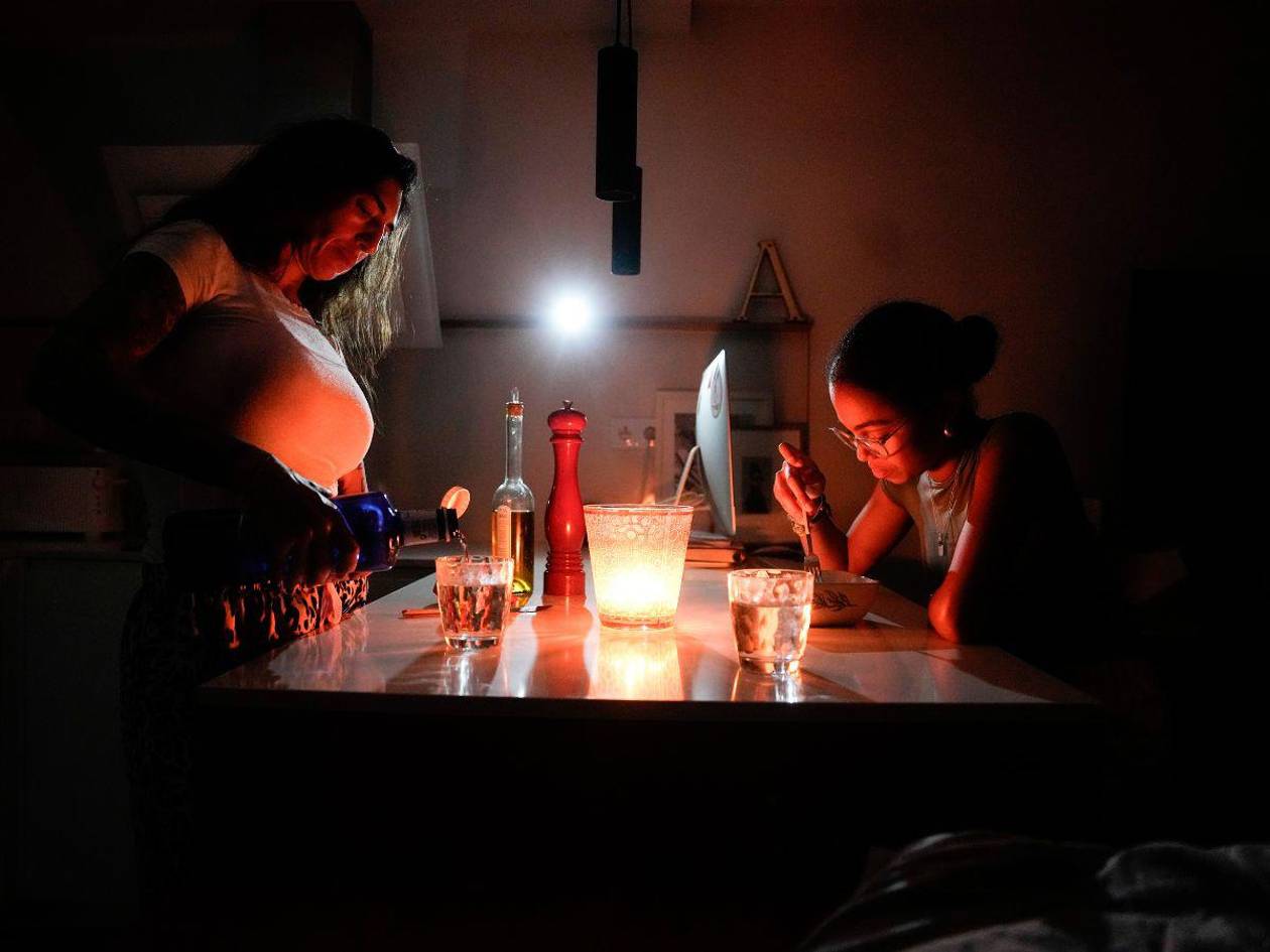 Oleada de bulos tras el apagón eléctrico en España, Portugal y Francia