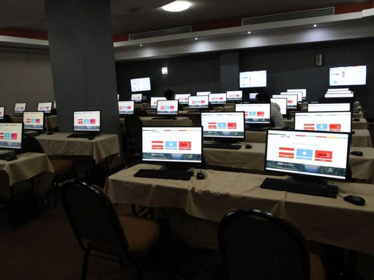 CNE realiza pruebas técnicas a empresas que licitan el TREP