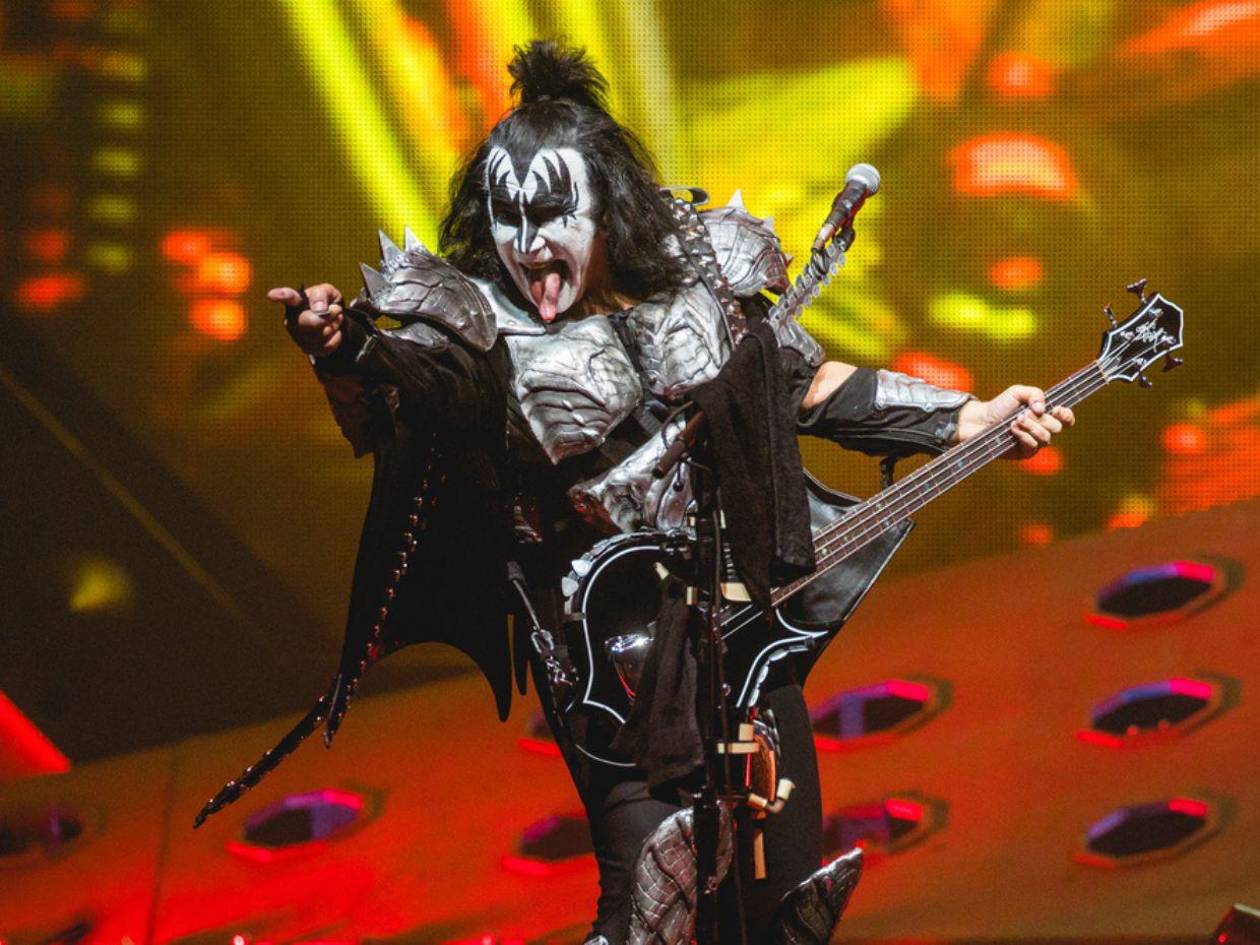 Esta es la cifra que cobra Gene Simmons a sus fanáticos por ser su asistente por un día