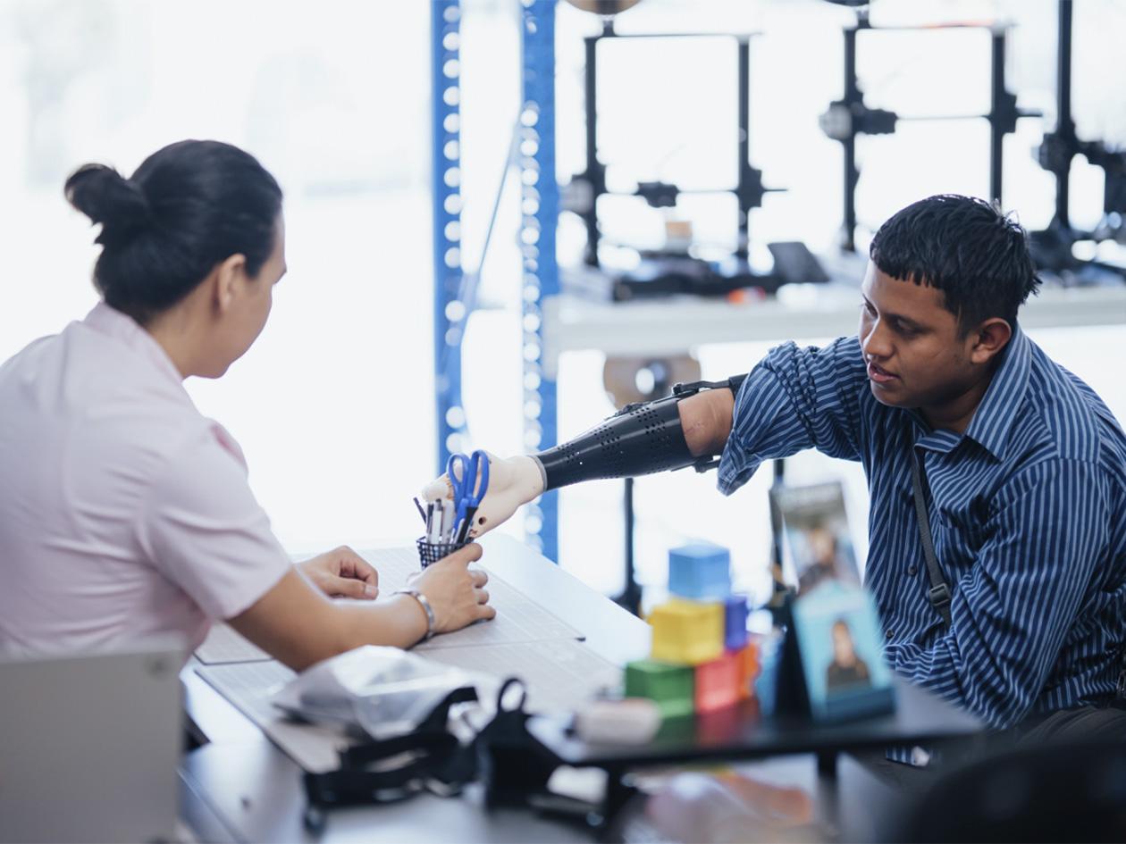 La esperanza se imprime en 3D en el Laboratorio Nacional de Prótesis