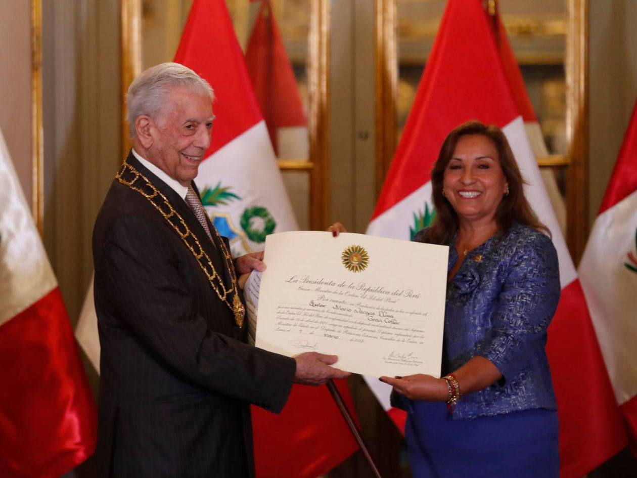 Presidenta de Perú lamenta profundamente el deceso del ilustre peruano Mario Vargas Llosa