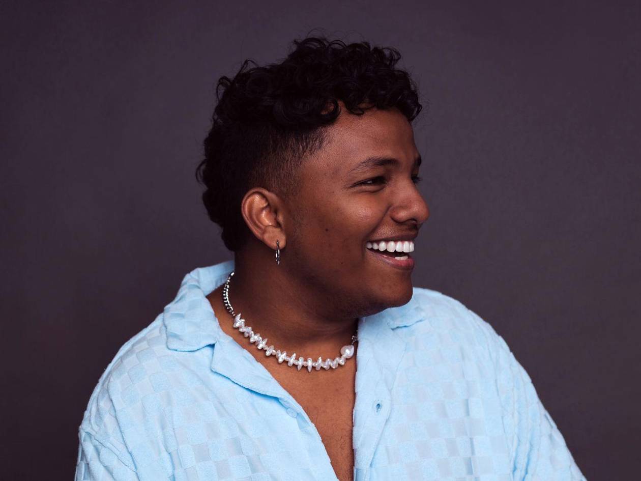 Con “YMDTP” Raffy honra su historia de amor entre letras y ritmos caribeños