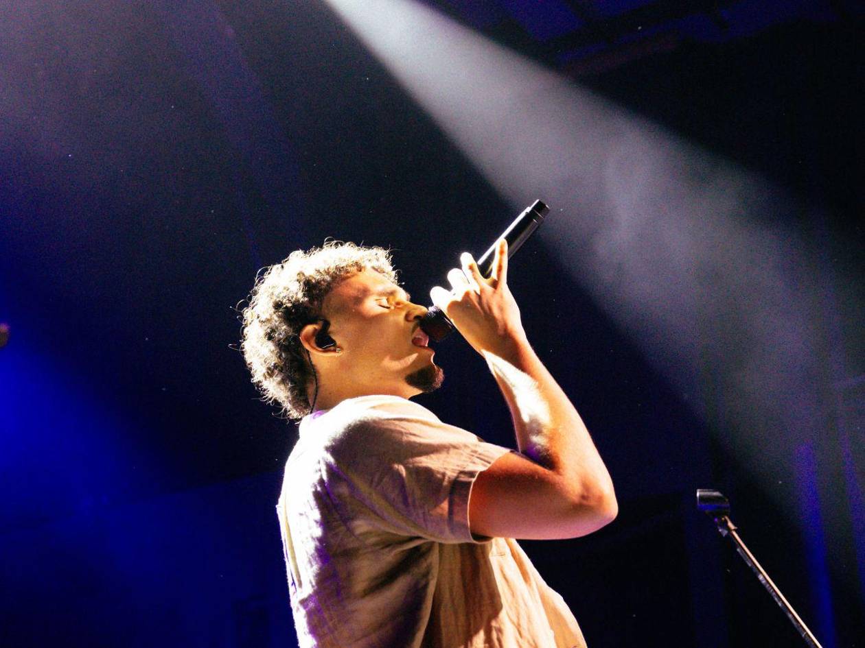 Adrien Nunez: del banquillo al country pop, la sorprendente ruta de una nueva estrella