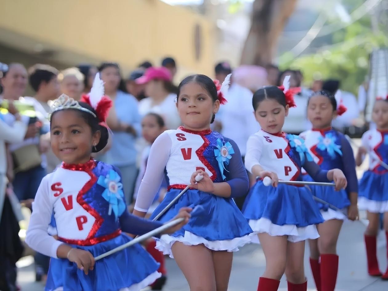Cortitelas celebra las fiestas patrias con su campaña “Viste cinco estrellas”