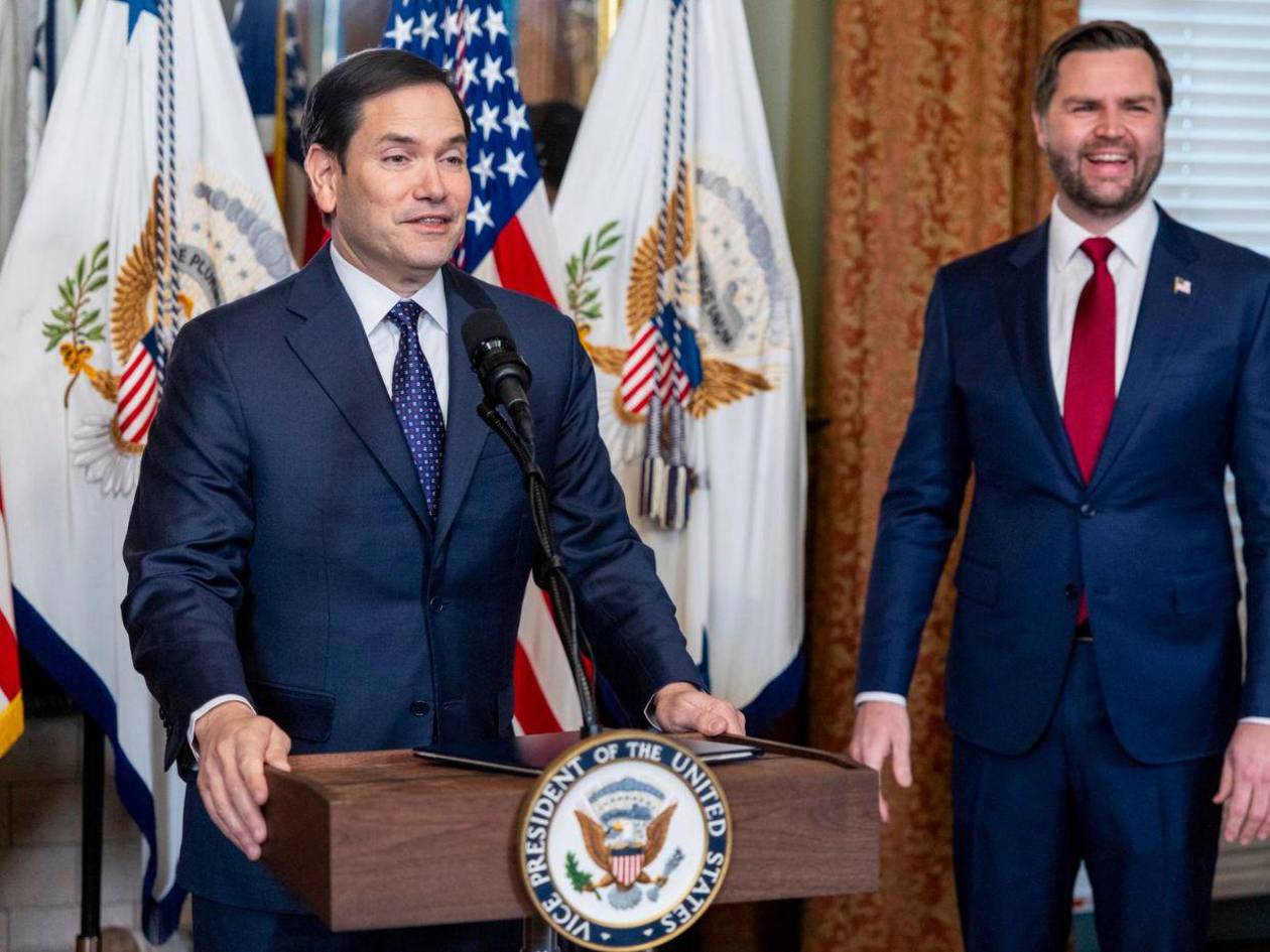 Marco Rubio jura como secretario de Estado y promete trabajar por “un mundo más seguro”
