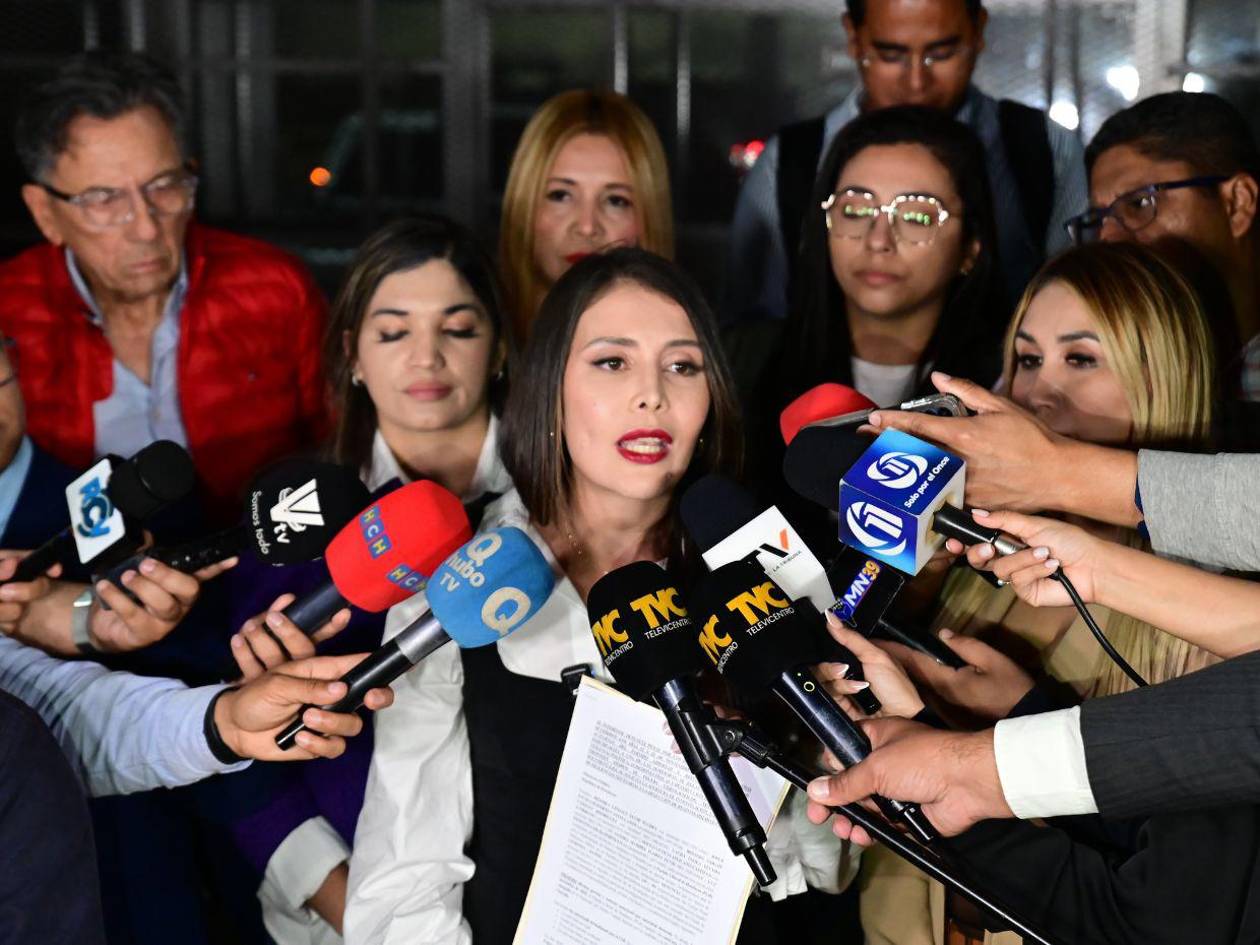 Partido Liberal denuncia a Rixi Moncada por violencia de colectivos de Libre