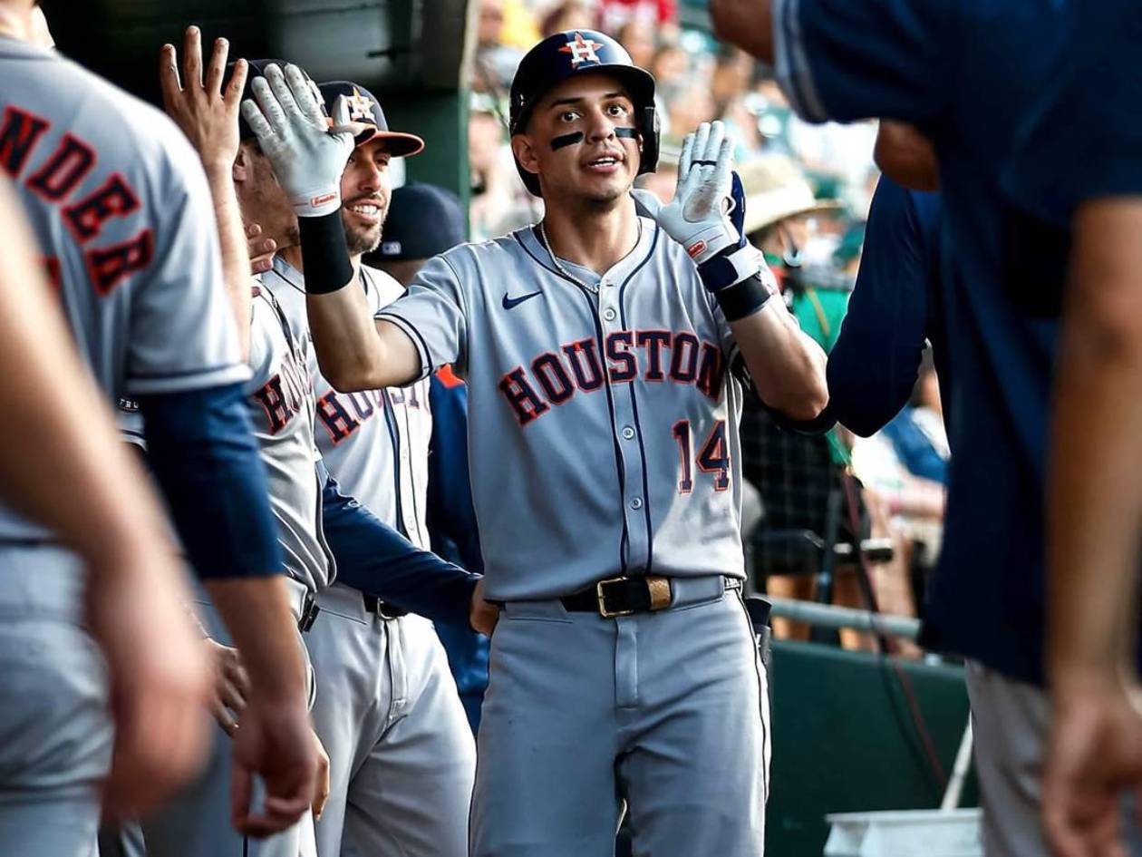 El hondureño Mauricio Dubón destacó pese a barrida de los Guardians sobre Astros en MLB