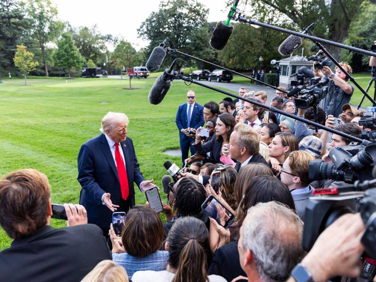 Trump exige a la OTAN dejar de comprar petróleo ruso