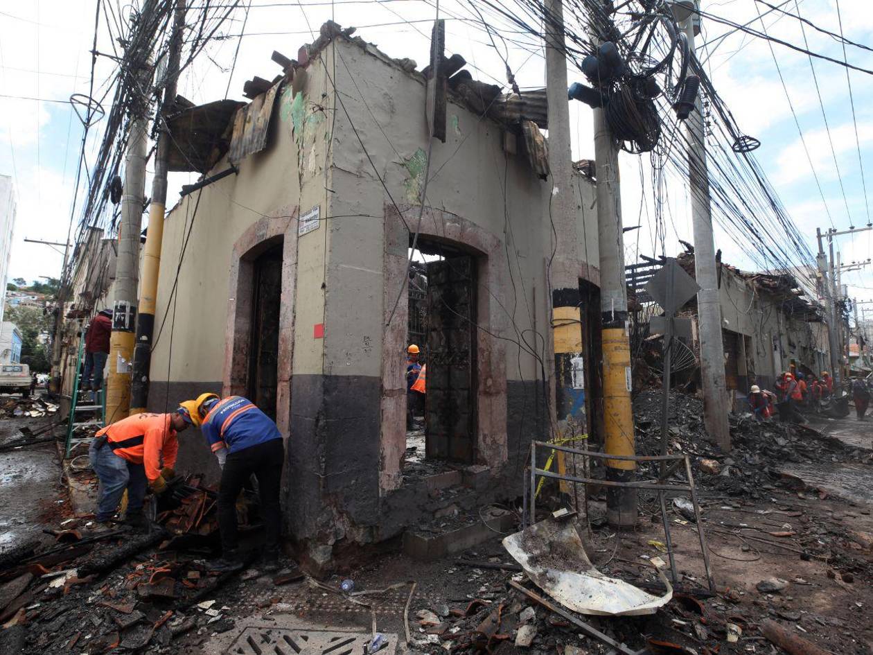 No habrá demolición: Chinda Díaz y negocios siniestrados serán reconstruidos