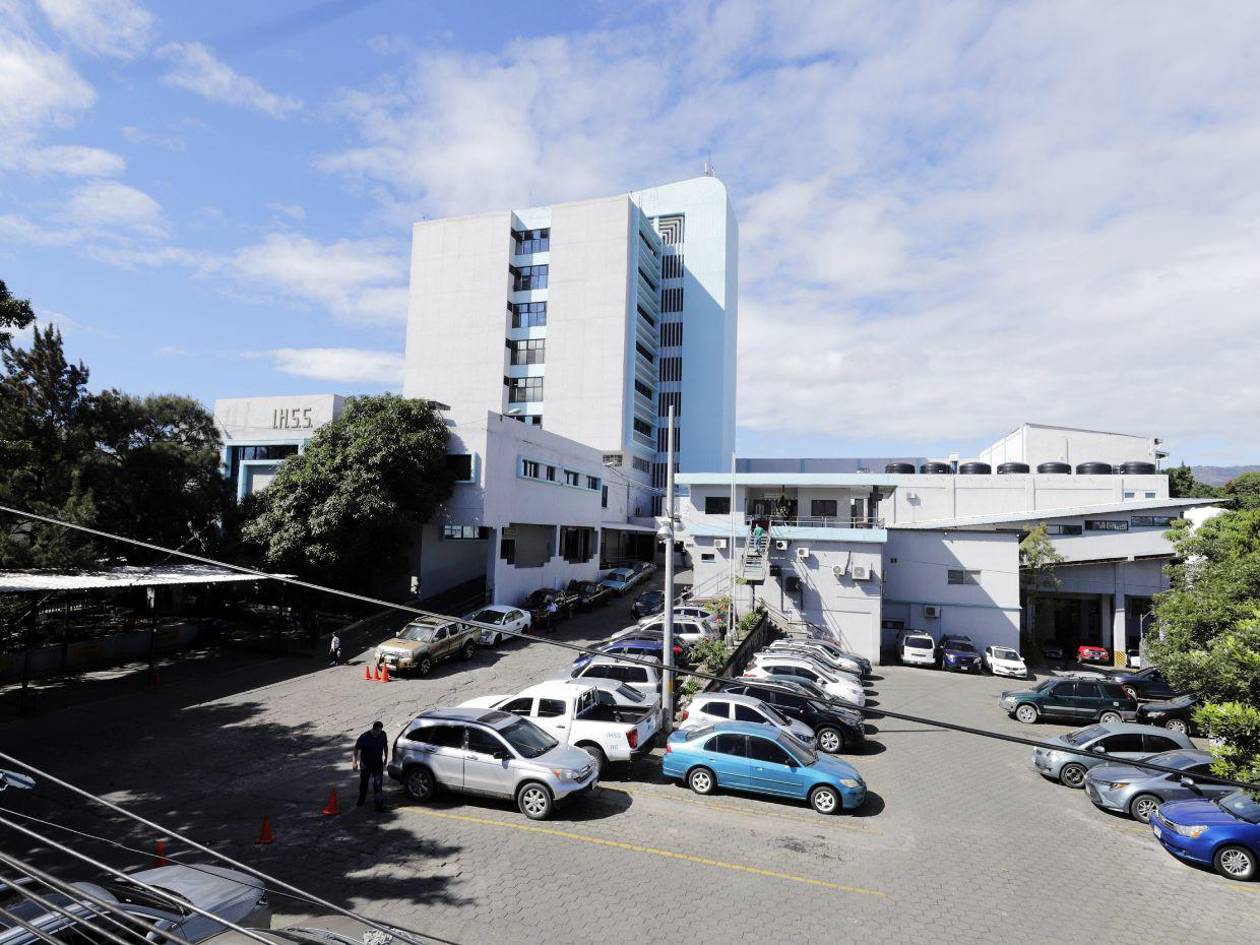 Presentan requerimiento fiscal por fraude y lavado de activos en compra de gasas en el IHSS