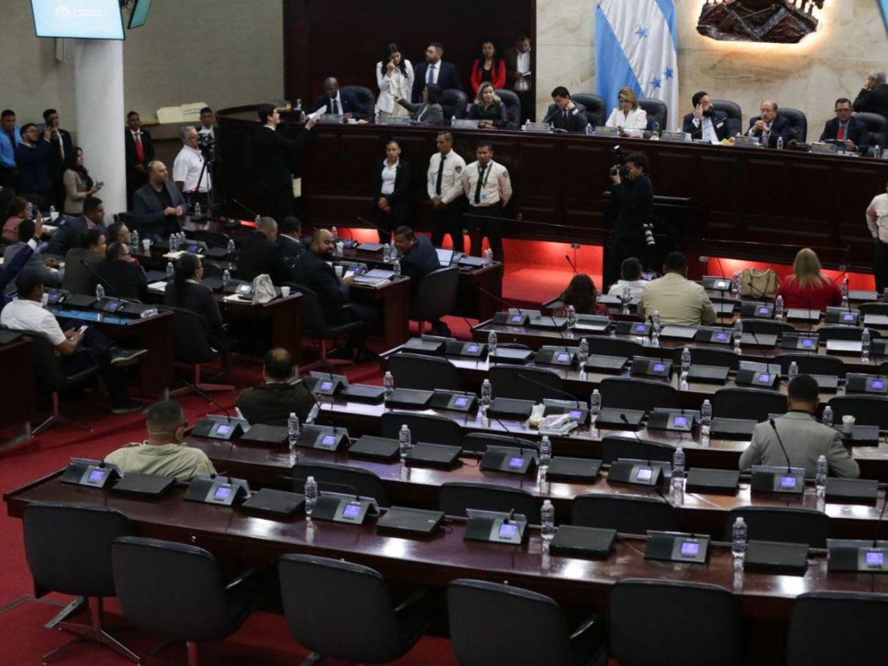 Partido Nacional acusa a Libre de usurpar curules para abrir sesión y aprobar leyes