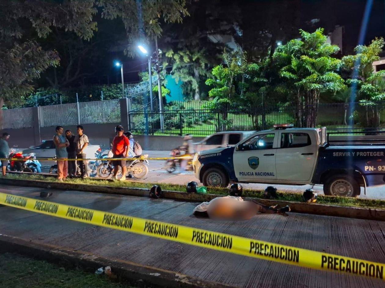 Trágico accidente: mujer muere tras caer de una motocicleta en bulevar Suyapa