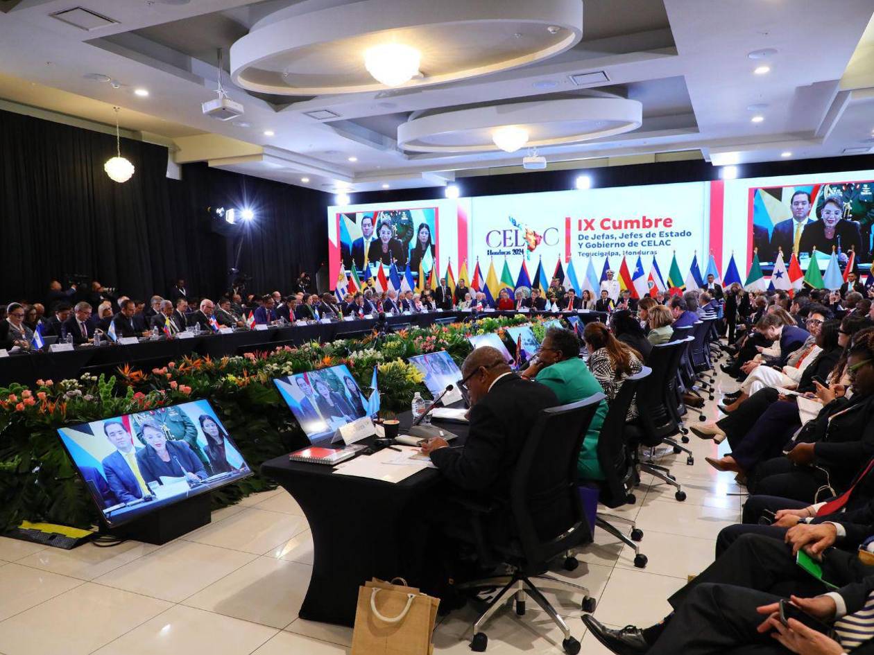 Cumbre de la Celac emite tibia declaración a las políticas económicas de Donald Trump