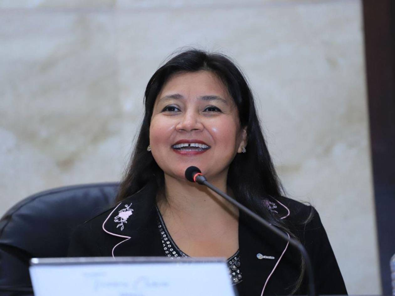 Delmy Ordóñez propone impulsar una política de equidad de género si llega al Congreso