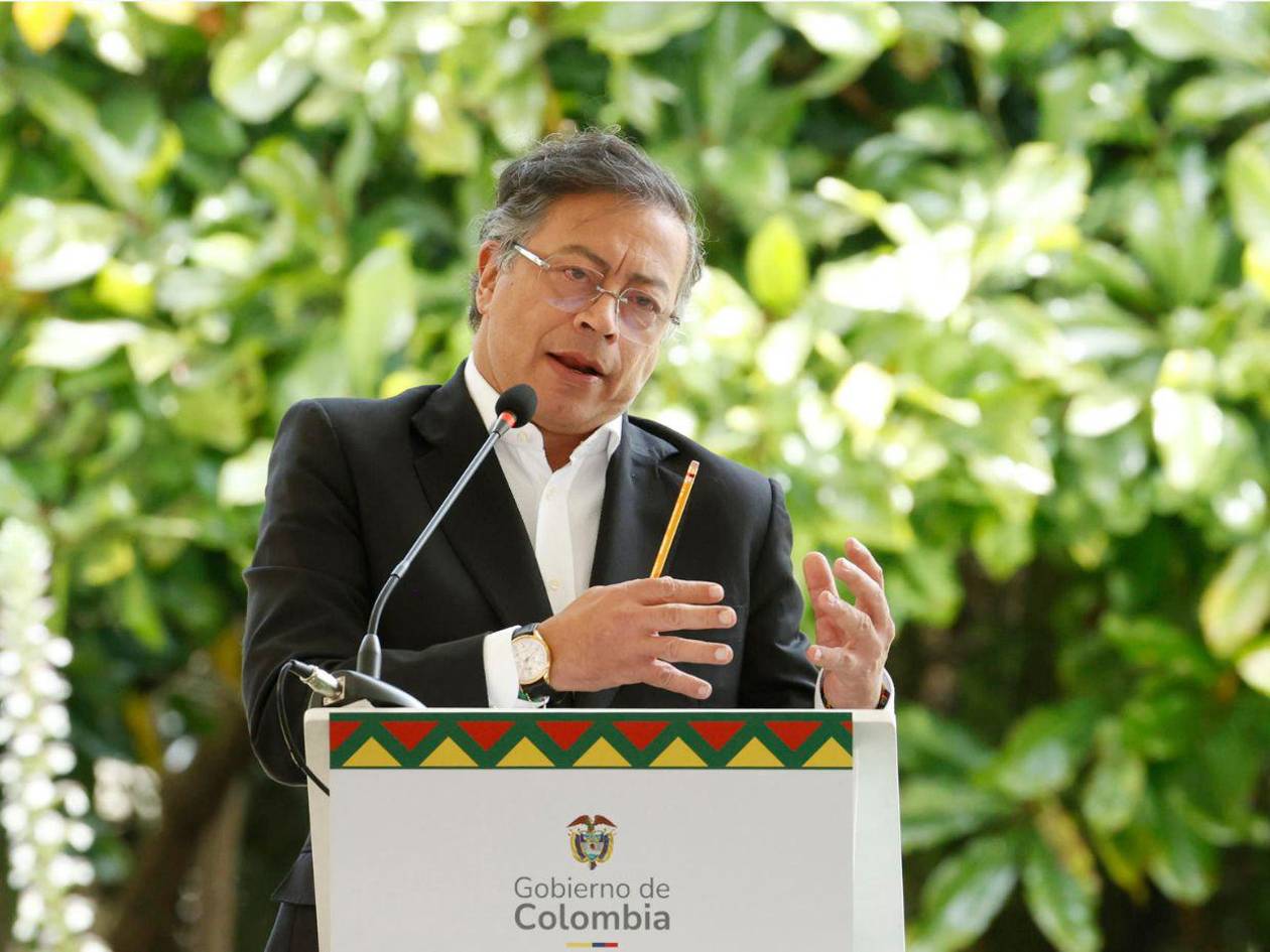 Petro felicita a María Corina Machado por el Nobel de la Paz y genera polémica