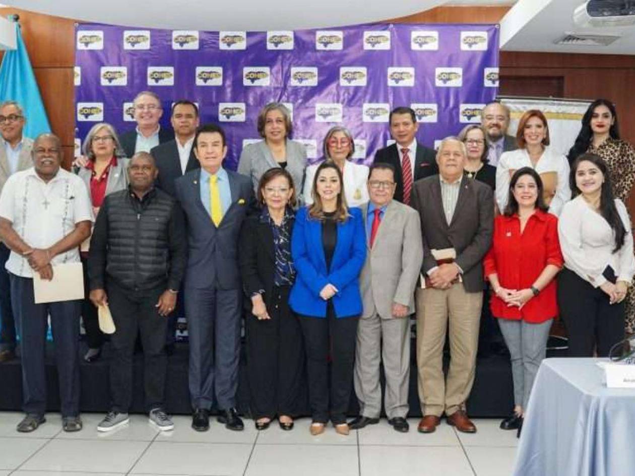 Cohep afina detalles para realizar debate con precandidatos presidenciales