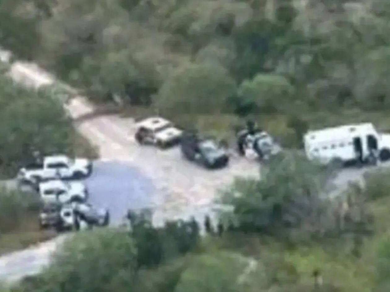 Doce muertos deja enfrentamiento entre civiles armados y policías en el norte de México