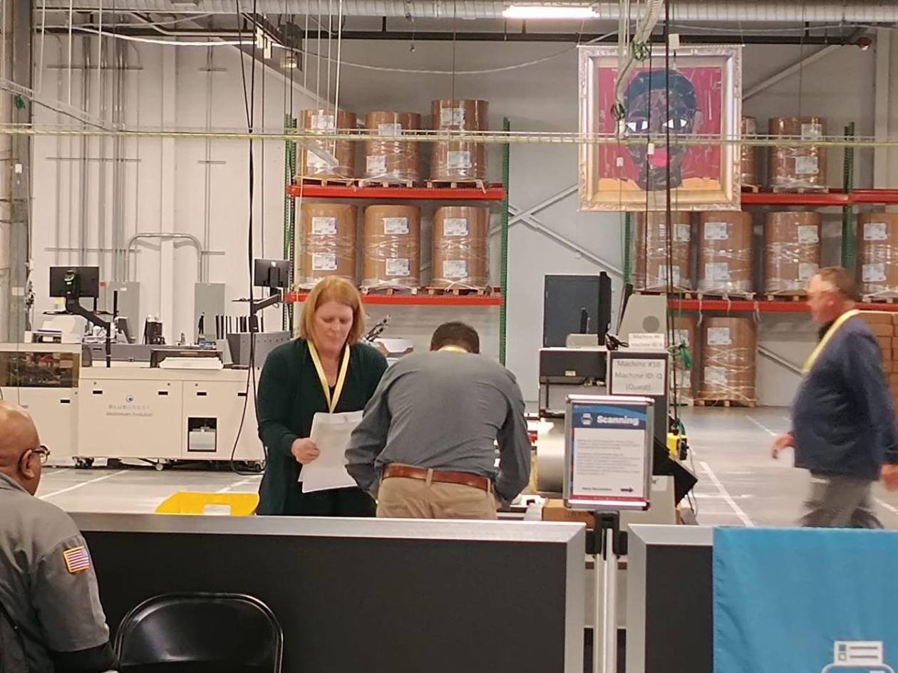 Filadelfia inicia el conteo de votos por correo en las elecciones 2024