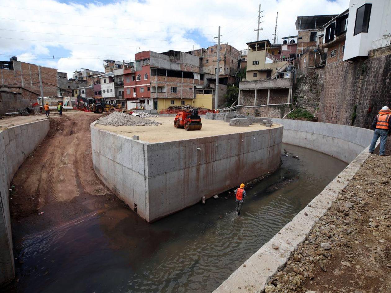 Proyecto en la quebrada La Orejona avanza 85% y estará listo en septiembre