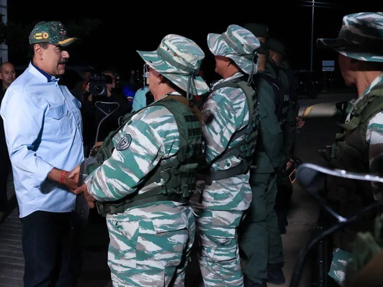 Venezuela intensifica entrenamiento militar ante presuntas amenazas de EE UU