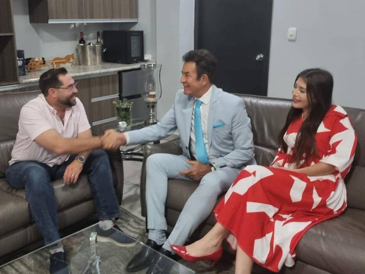 Salvador Nasralla ofrece a Jorge Cálix segundos mandos de instituciones