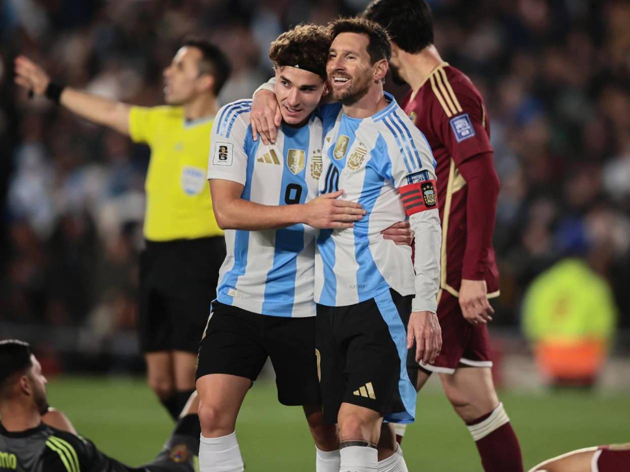 Argentina golea a Venezuela con doblete de Messi y uno de Lautaro