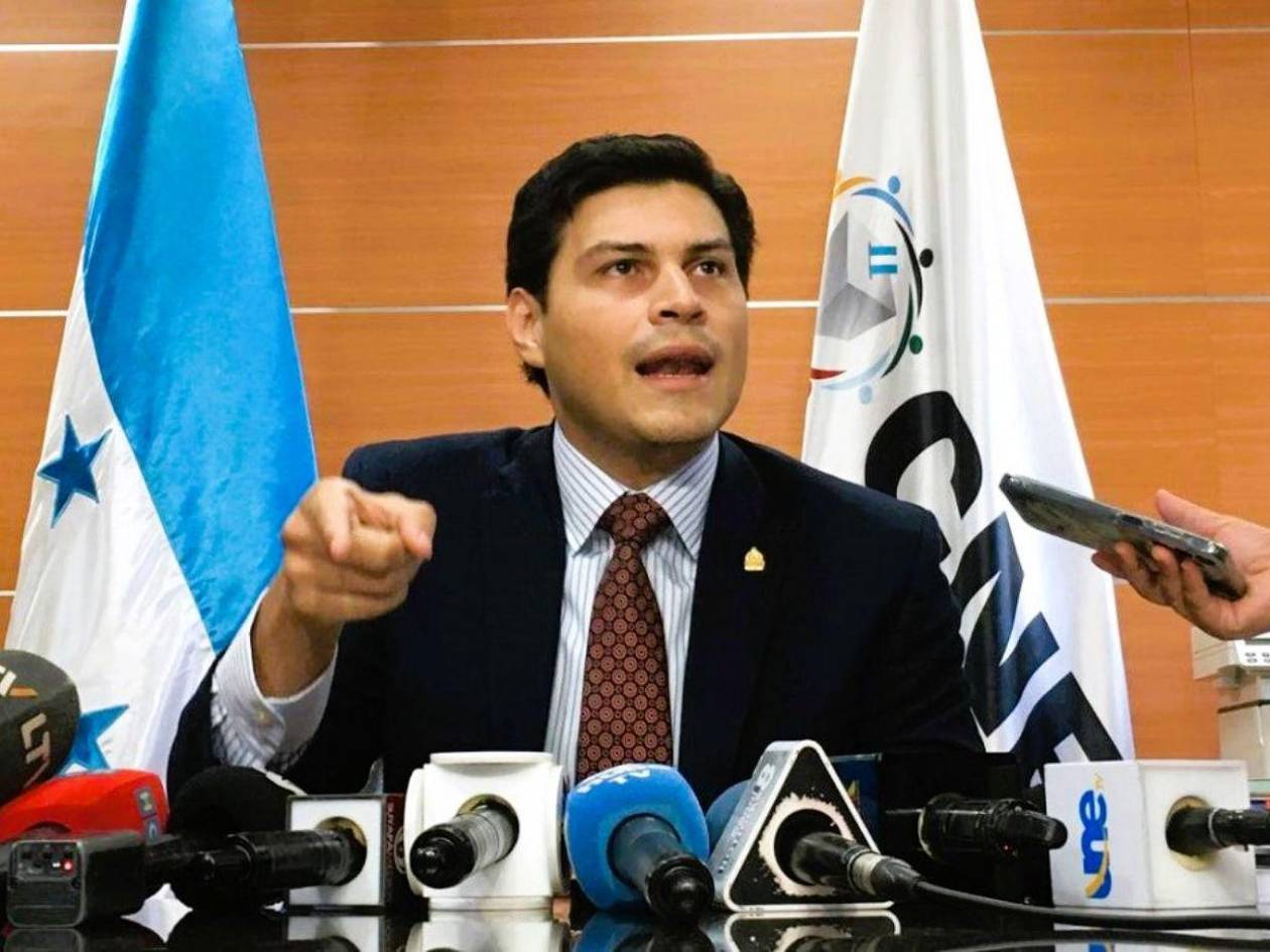 Marlon Ochoa denunciará ante el Ministerio Público a quienes están inflando votos
