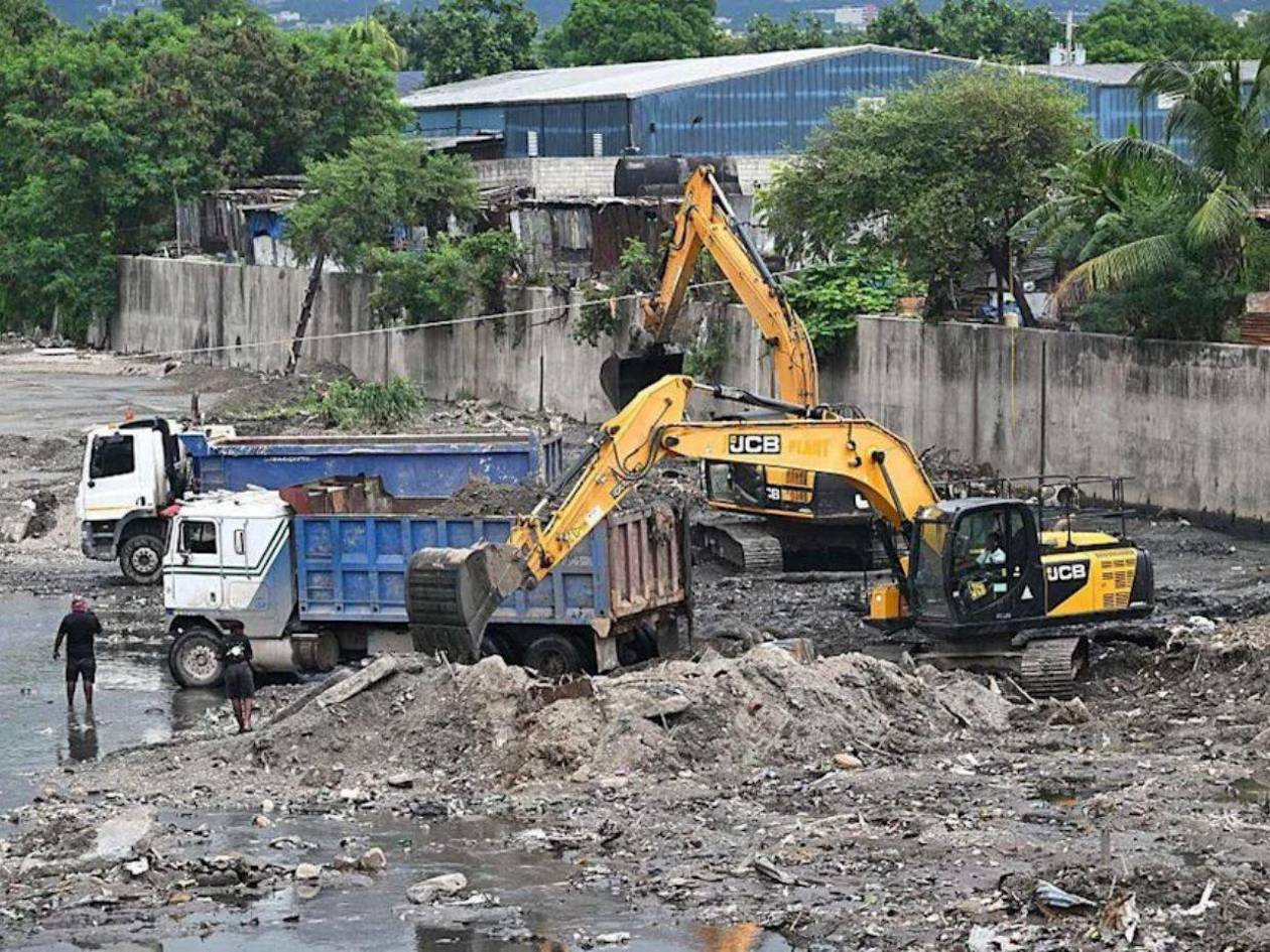 Puerto Rico se compromete a ayudar a los afectados por huracán Melissa en Jamaica