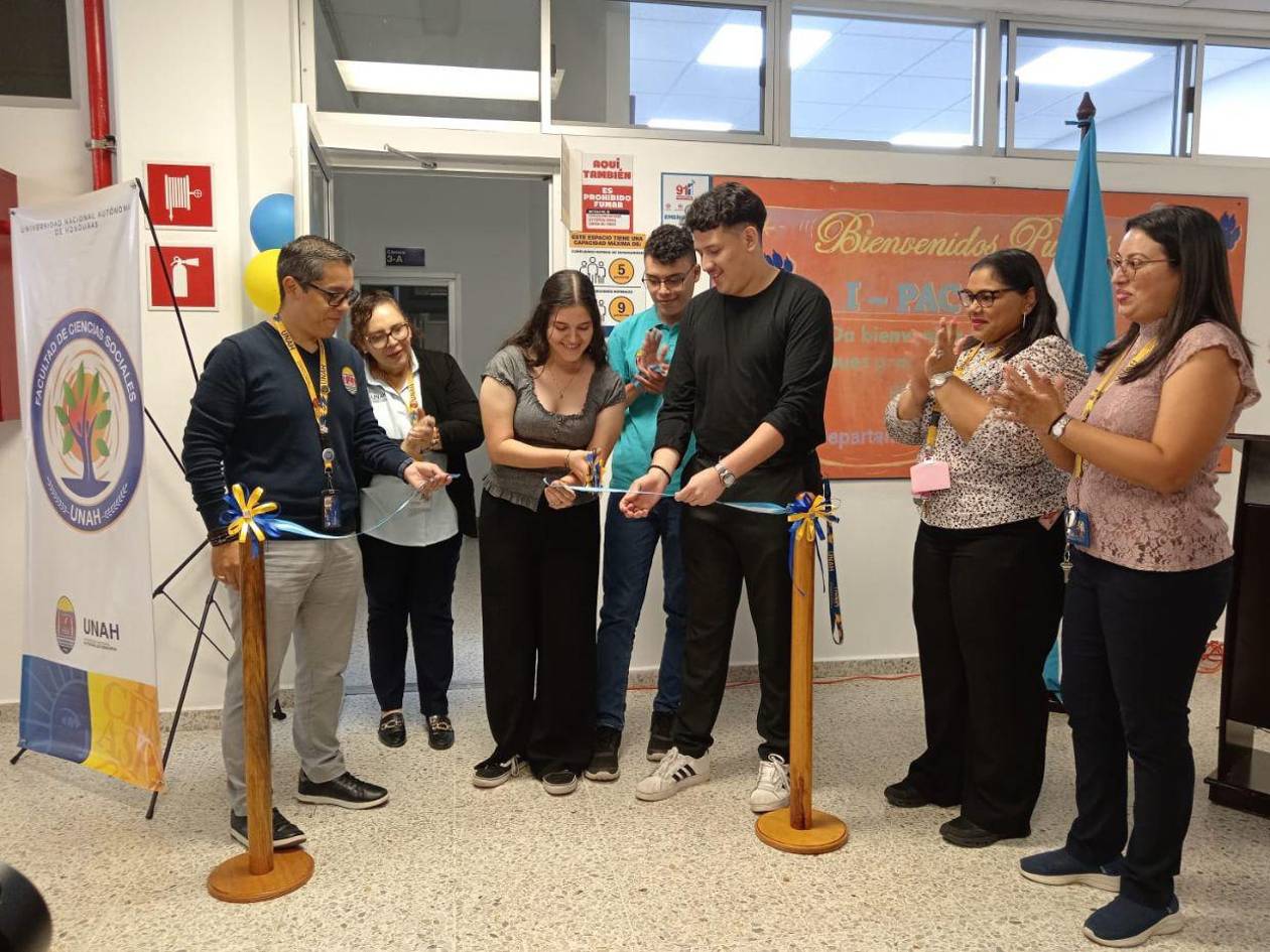 UNAH inaugura Cámara Gesell para formación de estudiantes de psicología