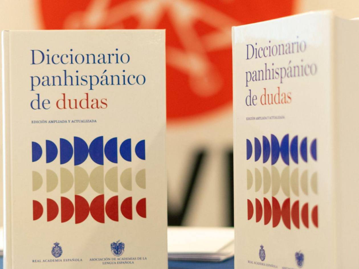 El nuevo Diccionario panhispánico de dudas de la RAE ya está a la venta