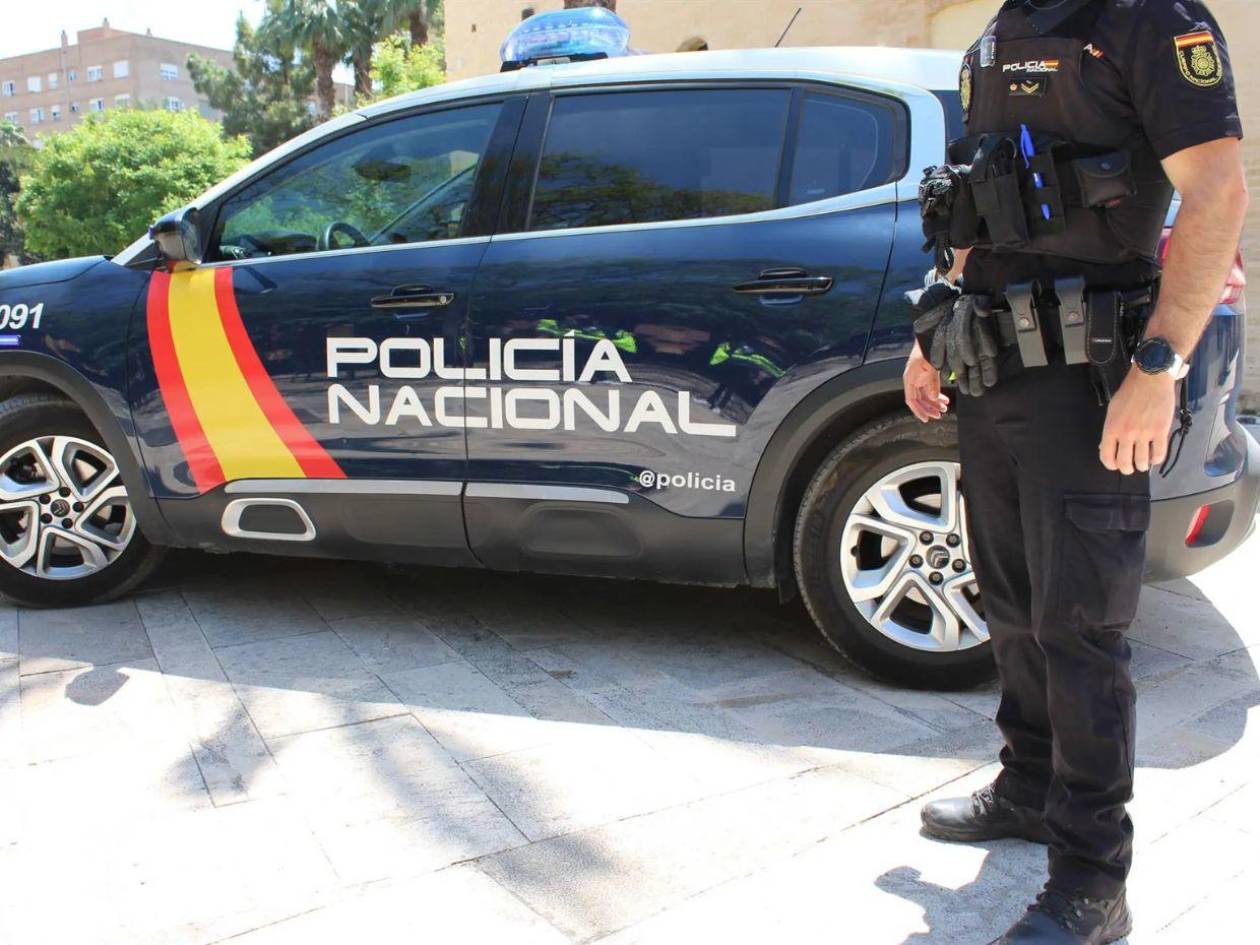 Arrestan en España a una mujer investigada por asesinato en Honduras
