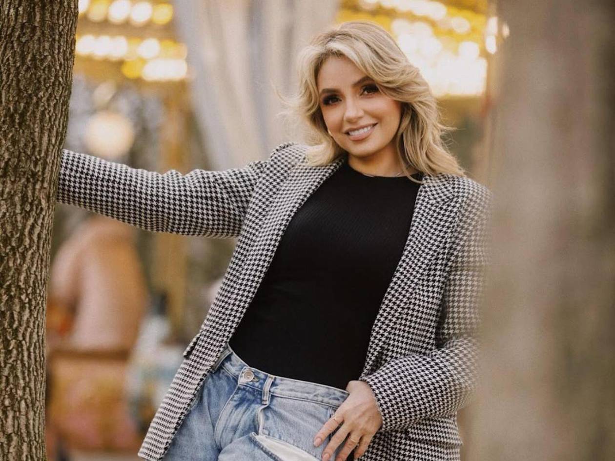 Angélica Rivera regresa a la TV tras 18 años con “Con esa misma mirada”