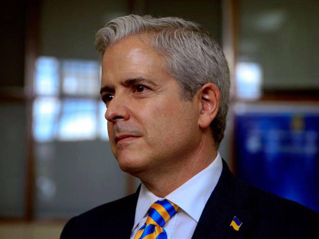 Embajador de la UE en Honduras afirma compromiso con la defensa de la democracia y la libertad de expresión