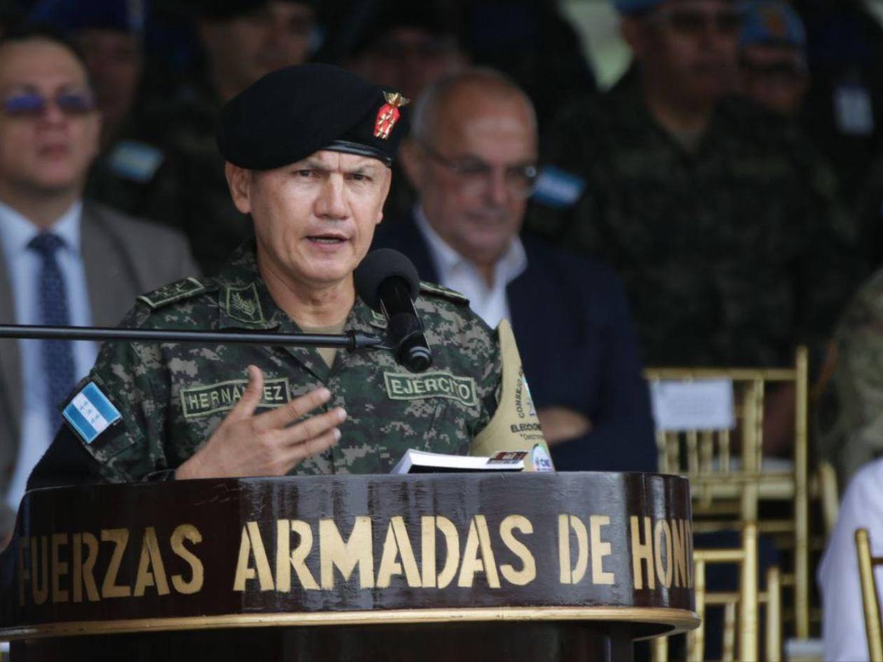 FF AA rechaza acusaciones de Cossette López y las tilda de falsedad