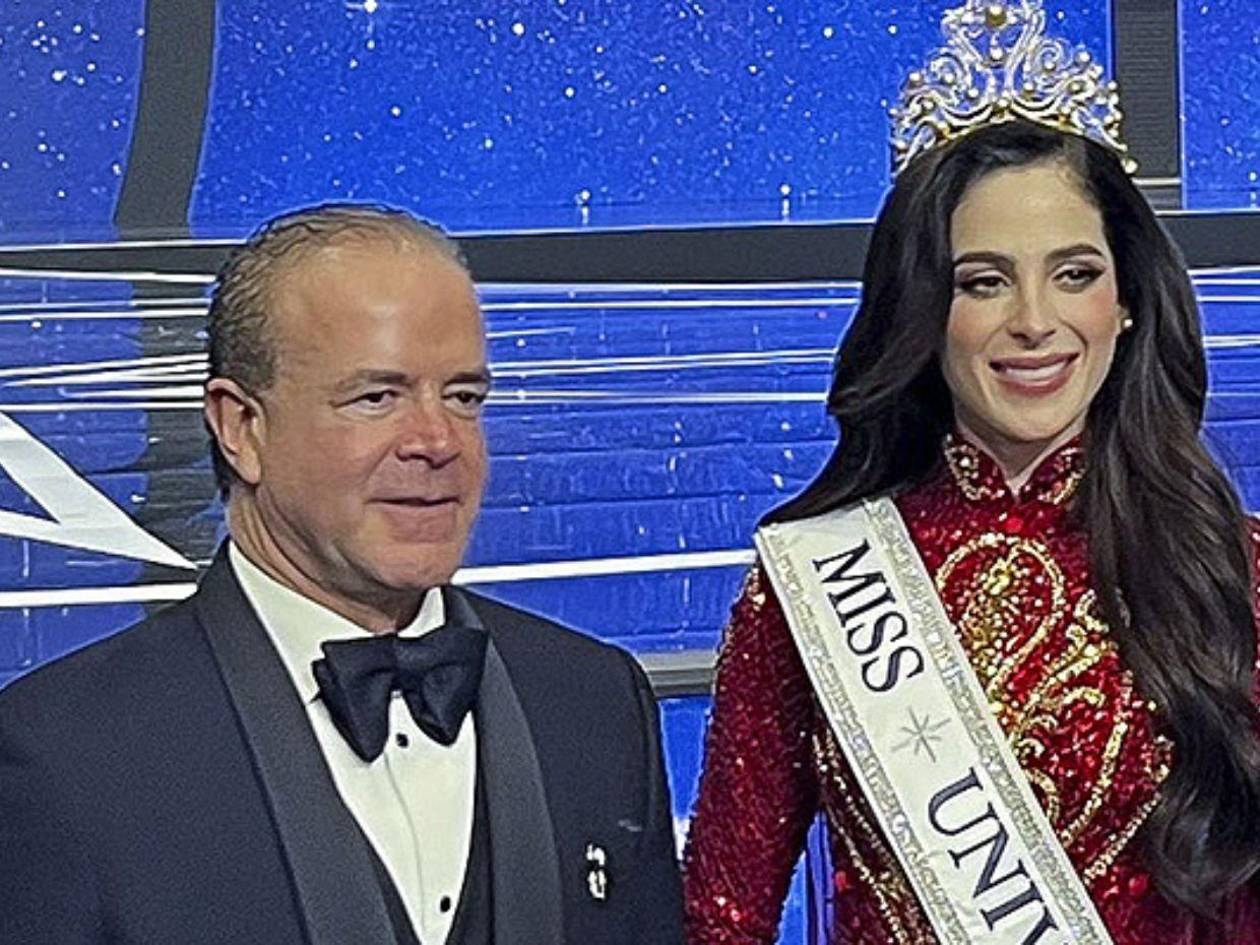 Raúl Rocha, dueño de Miss Universo es acusado por red de contrabando