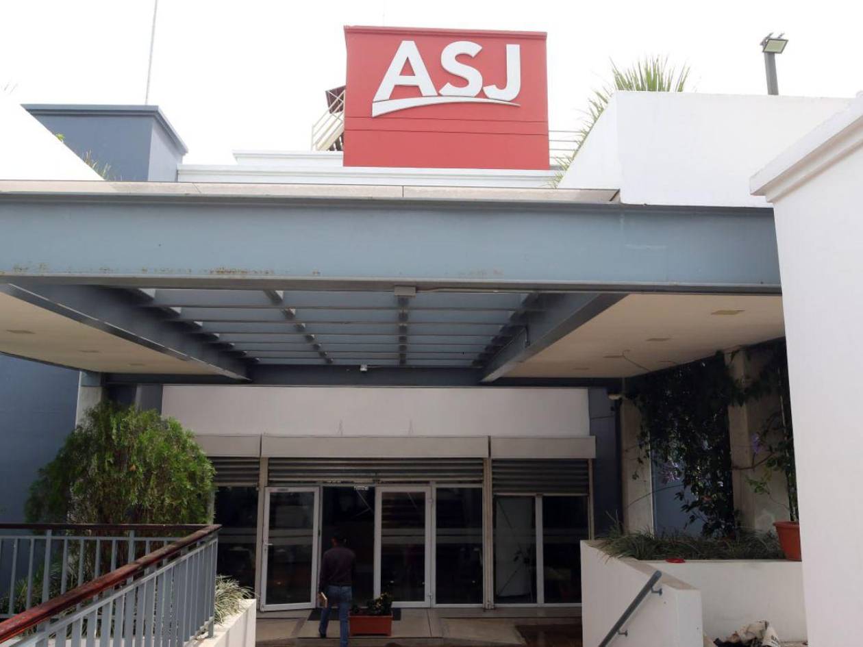 ASJ condena denuncias de Marlon Ochoa contra las consejeras del CNE