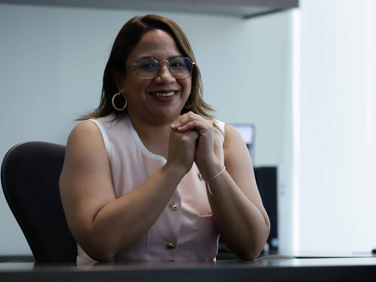 Ministra de Sedesol: Isis Cuéllar tendrá que responder ante la autoridad competente