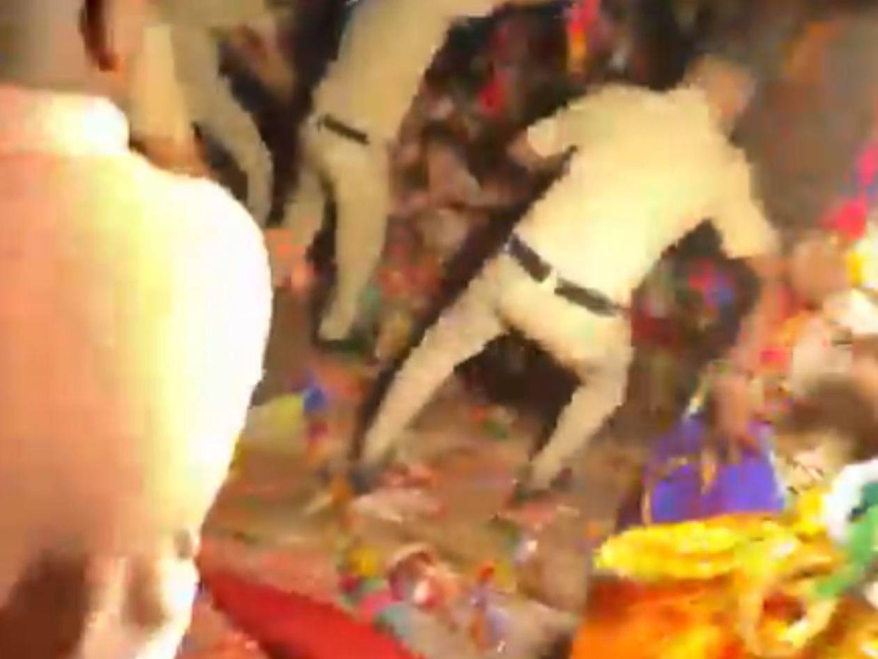 Estampida en un templo en la India deja seis muertos y más de 50 heridos