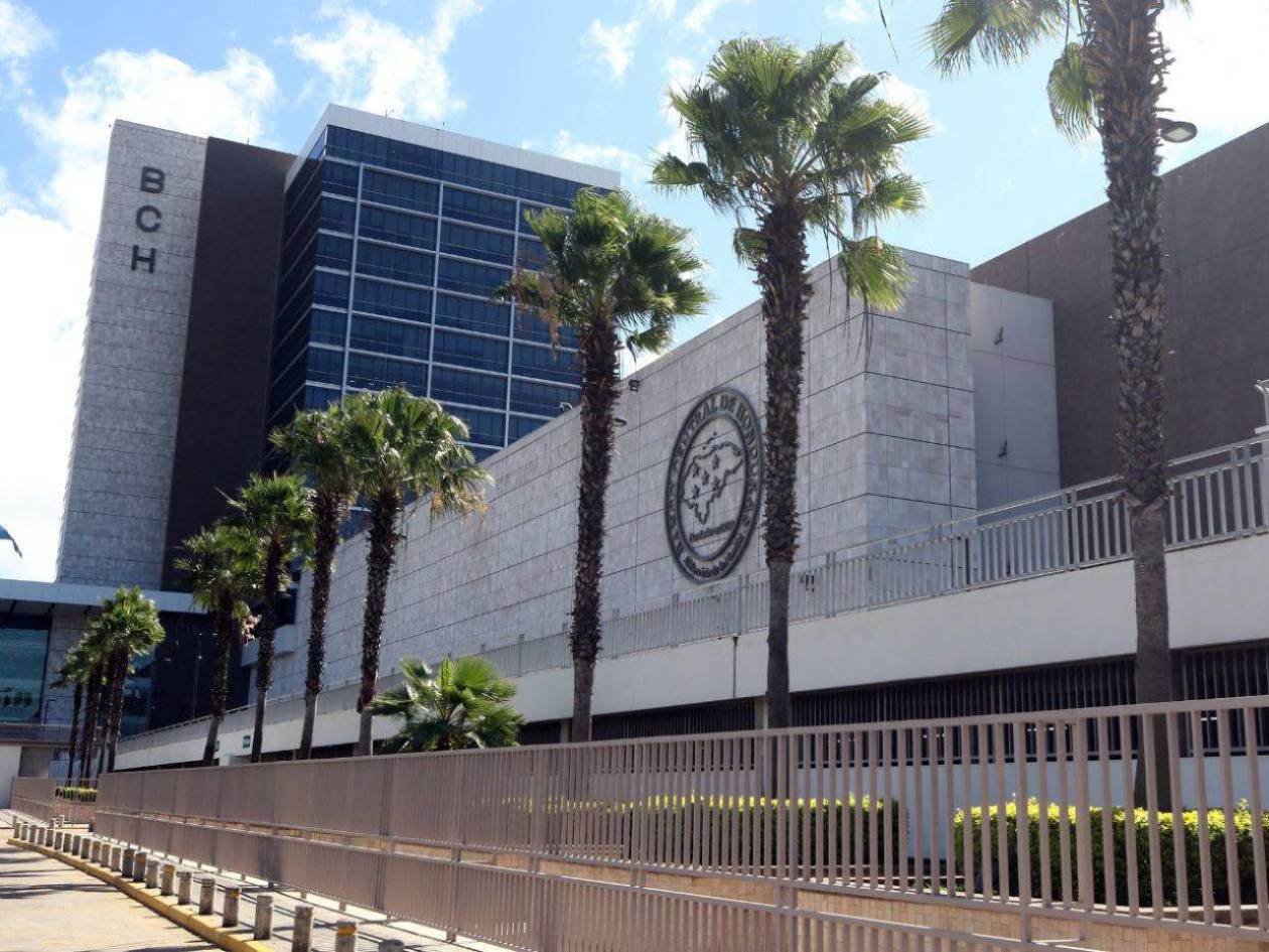 Producción nacional creció 3.9% en 2024 por aporte de sector financiero