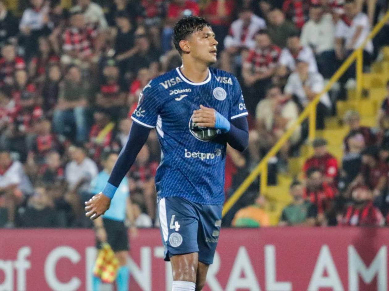 Luis Vega en duda para jugar ante Cartaginés: sufre lesión de rodilla y preocupa a Motagua