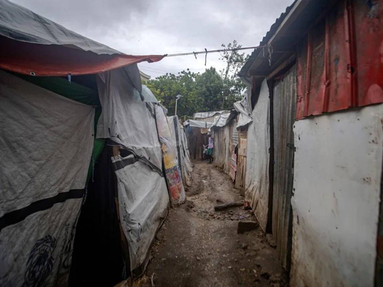 Más de 2 mil personas en Haití acogidas en refugios por el paso de Melissa