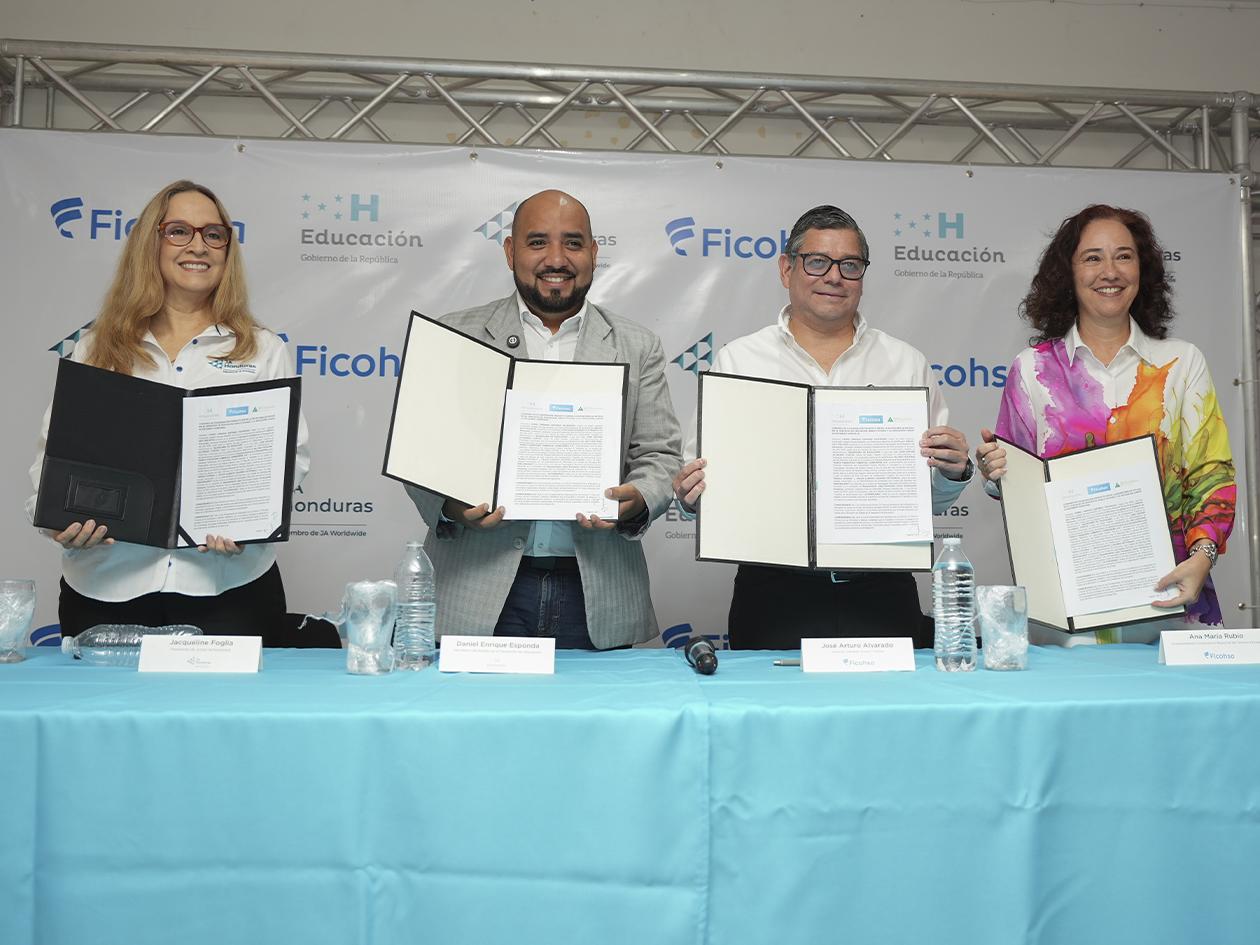 Grupo Ficohsa impulsa el desarrollo sostenible con educación y emprendimiento
