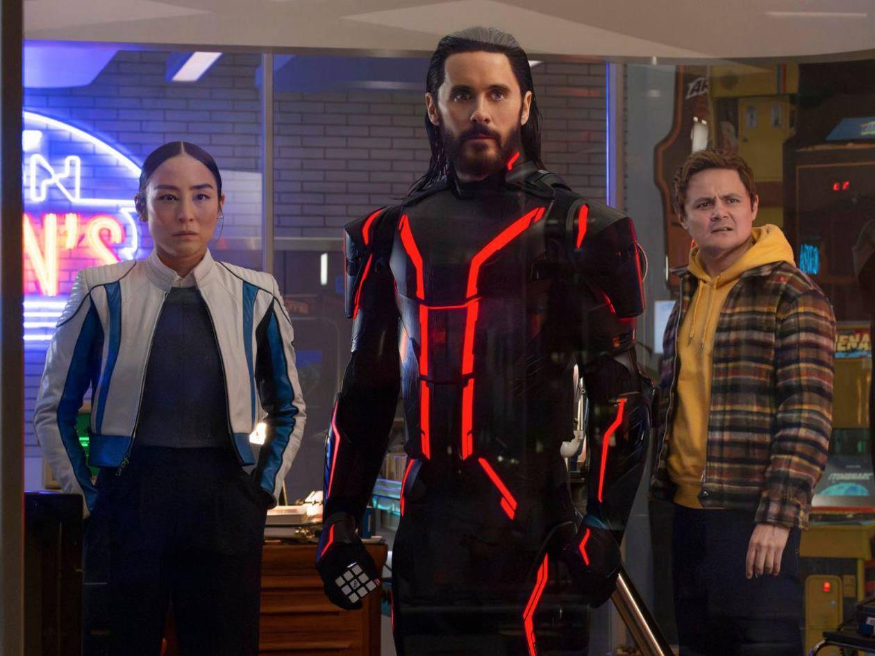 Jared Leto, un samurái o mesías digital que invita a la rebelión en Tron: Ares