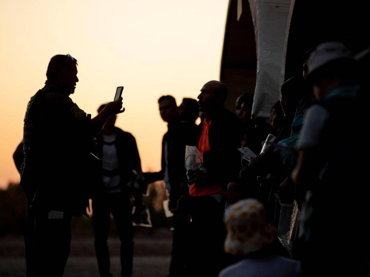 Legislativo de Arizona propone una ley para facilitar las deportaciones masivas