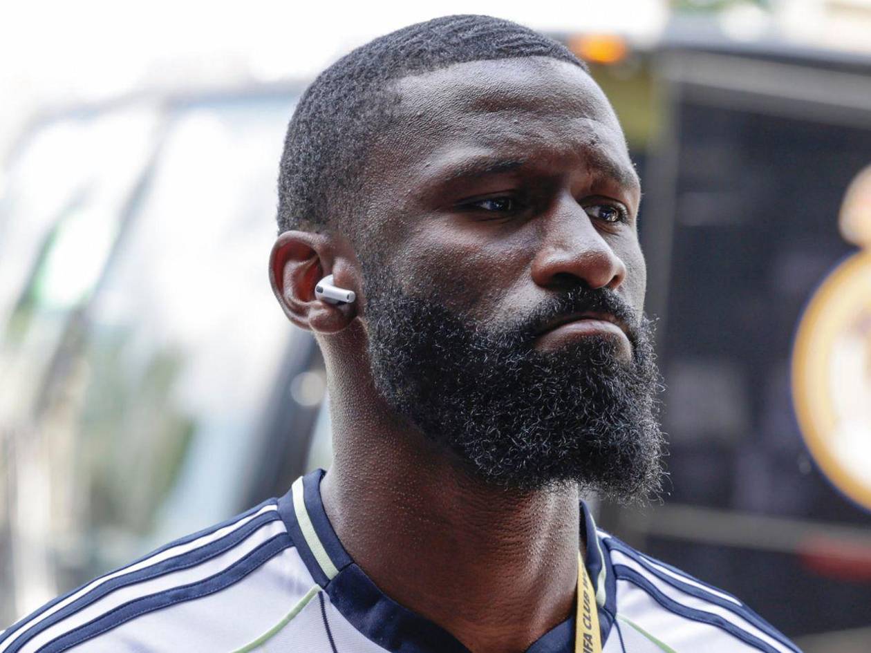 FIFA analiza medidas contra el jugador de Pachuca que dio insulto racista a Rudiger