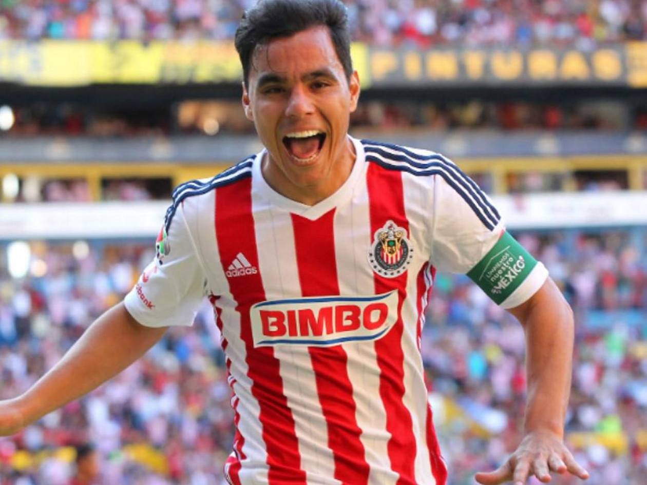 Omar Bravo, leyenda de Chivas, detenido por presunto abuso a una menor