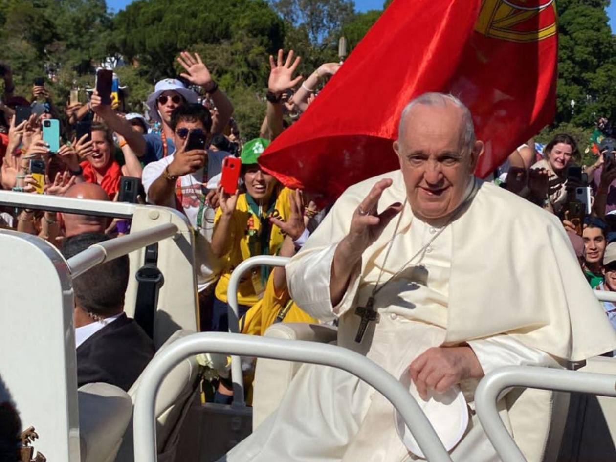 “Transmitía Paz y alegría”: jóvenes hondureños que vieron de cerca al Papa en Lisboa