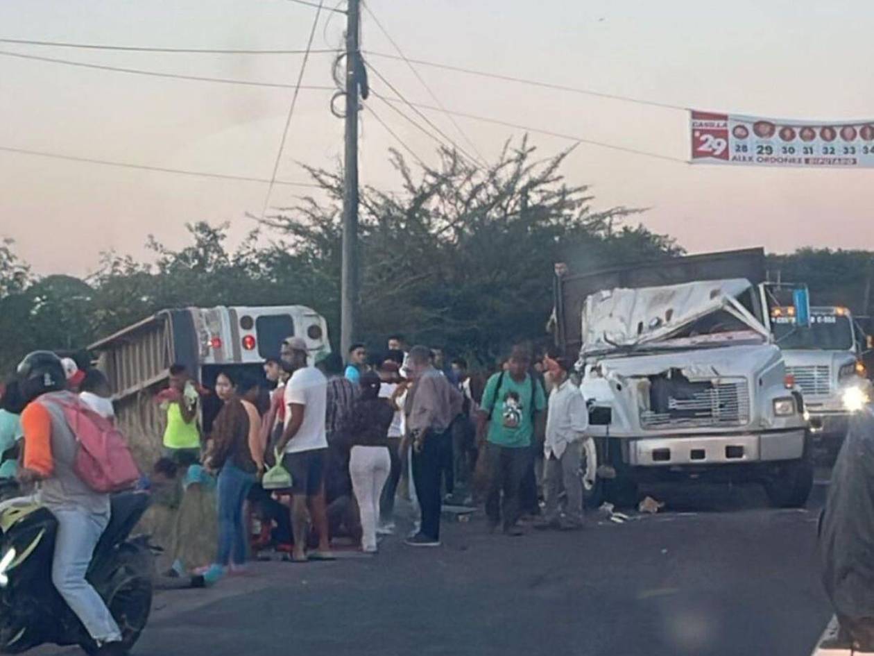 Accidente entre un bus y un camión deja varios heridos en Marcovia, Choluteca