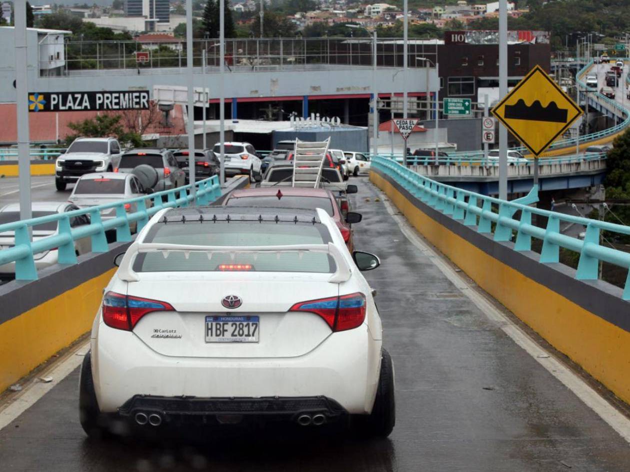 Lluvias con actividad eléctrica afectarán varias regiones de Honduras este lunes